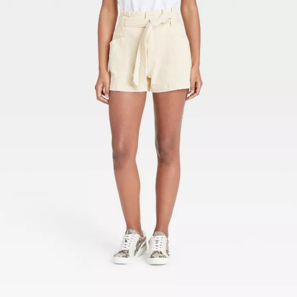 NWOT Cream Denim Shorts